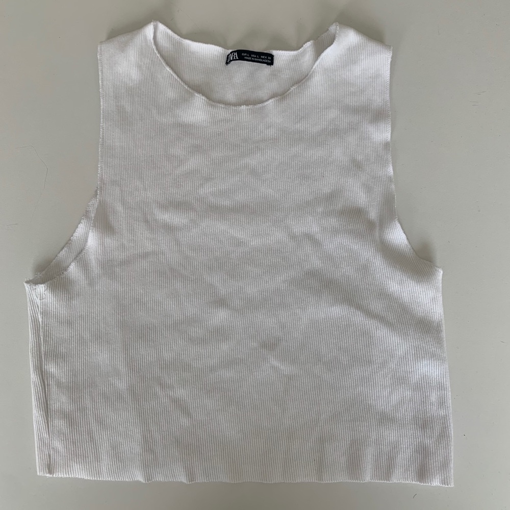Halter tank